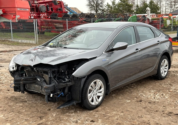 Hyundai i40 cena 12500 przebieg: 138692, rok produkcji 2014 z Sulejów małe 67